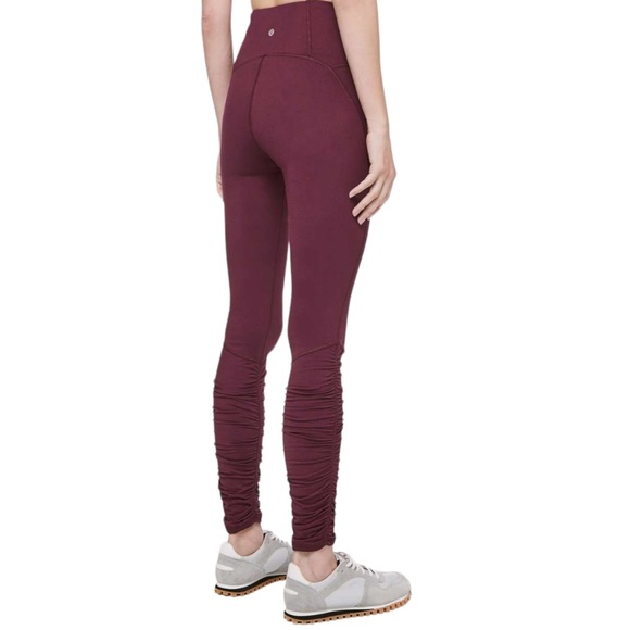 LULULEMON Ready to Rulu Tight in Dark Adobe - Picture 2 of 10